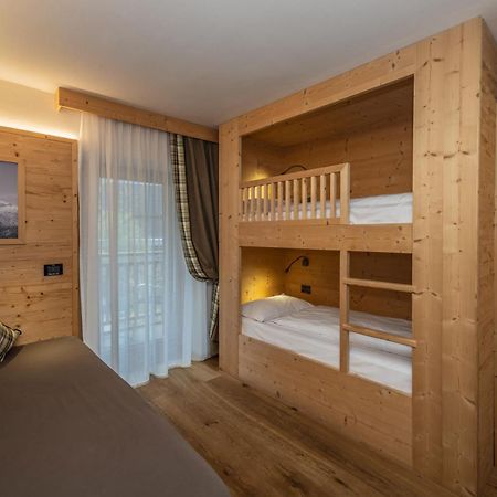 Hotel Ravelli Luxury Spa Mezzana  Exteriör bild