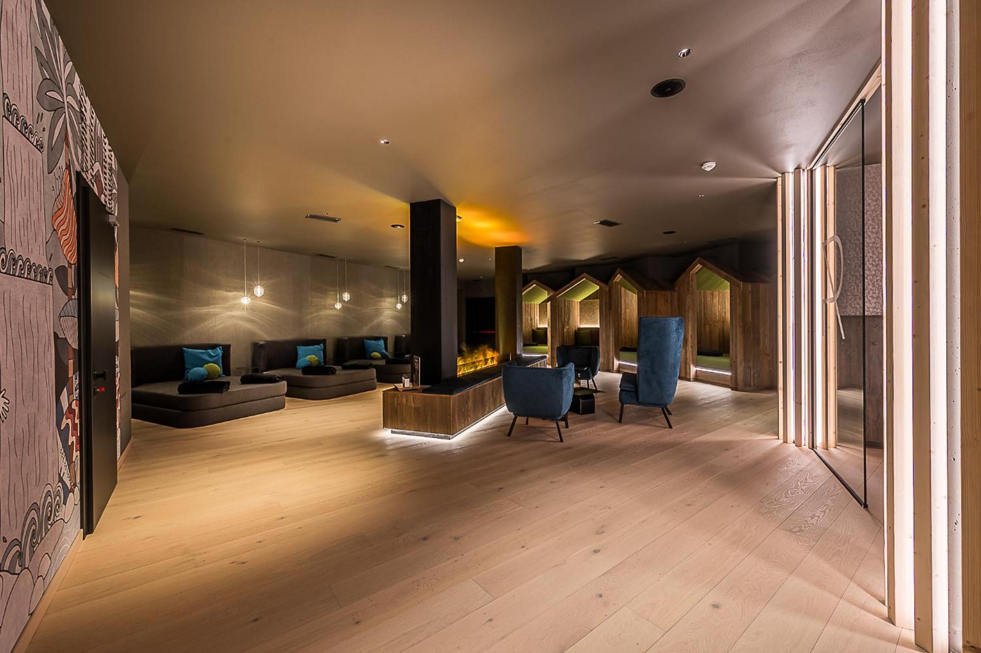 Hotel Ravelli Luxury Spa Mezzana  Exteriör bild