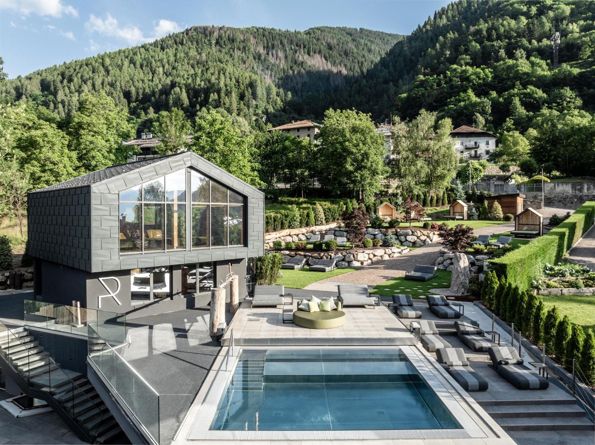 Hotel Ravelli Luxury Spa Mezzana  Exteriör bild